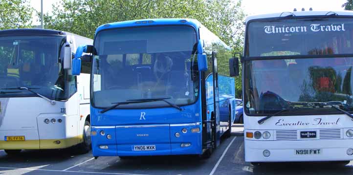 Richardsons Volvo B12B Plaxton 495